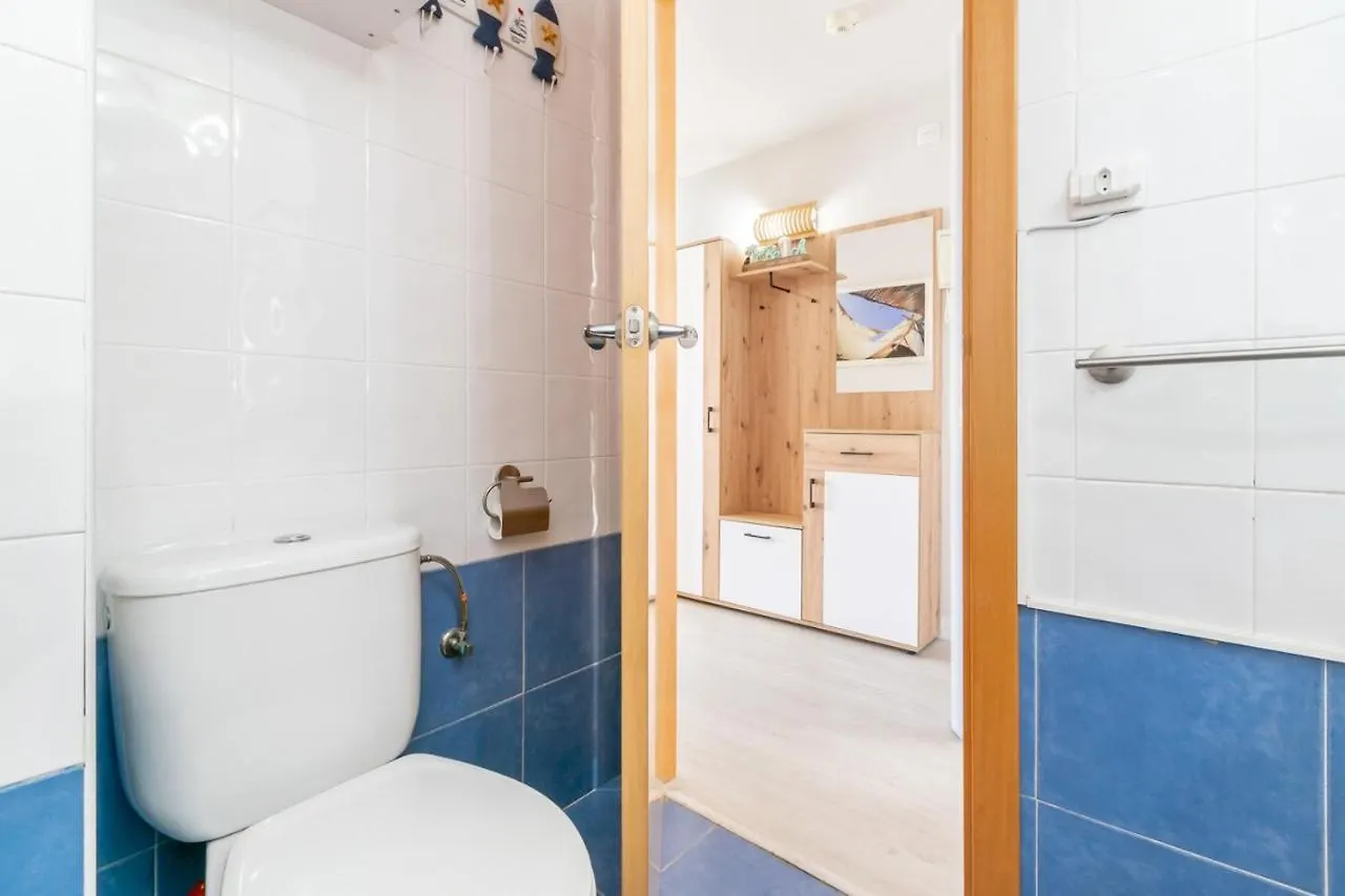 Apartamento Con Terraza Y Vista Piscina Apartment Roses 0*,  Spain